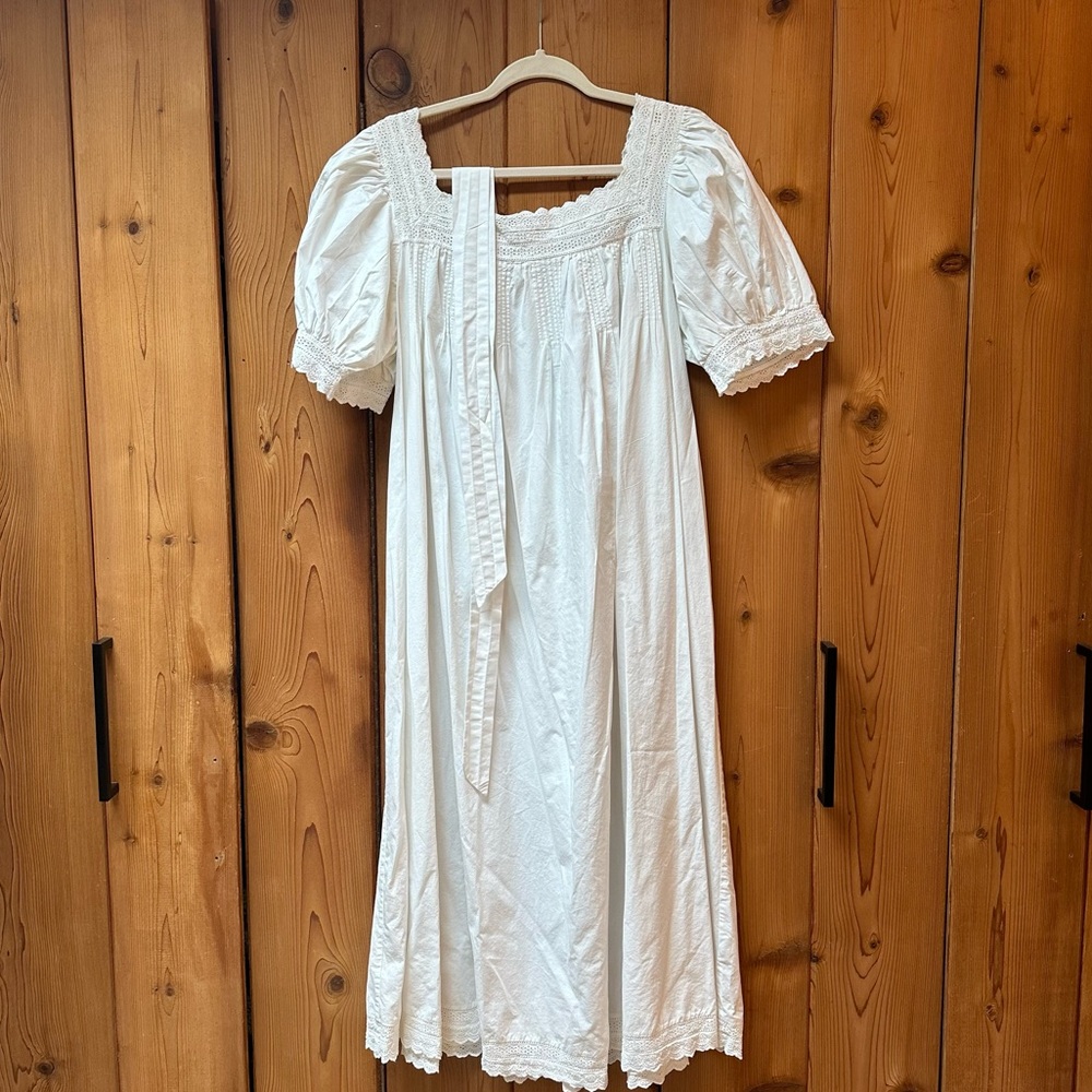 Dôen White Cotton button down dress in Salt